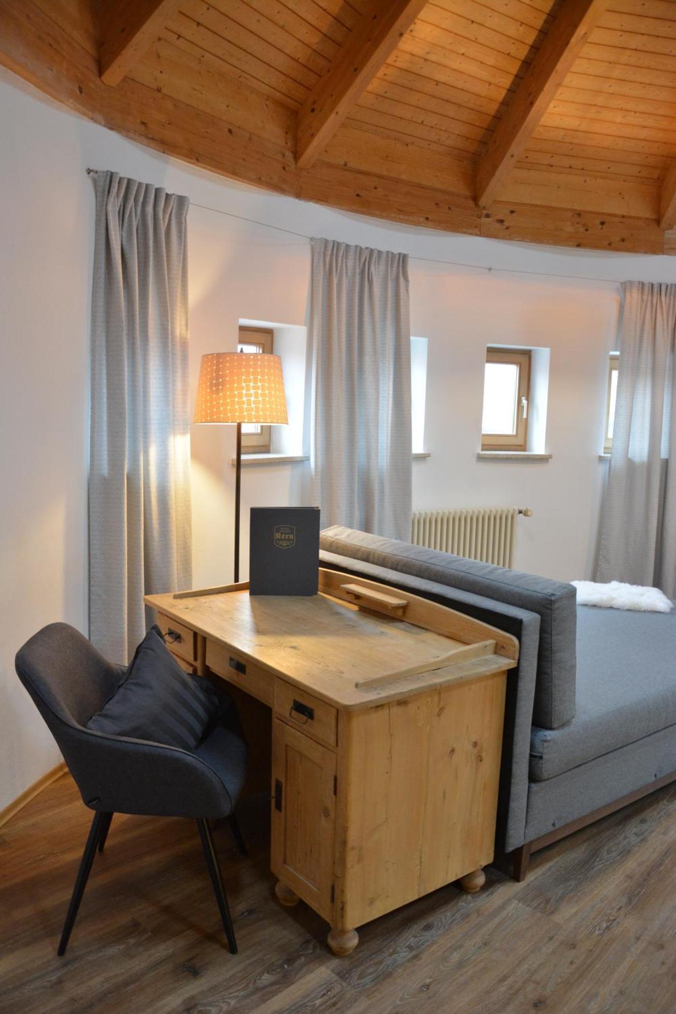 Garni Kern Hotel 3*